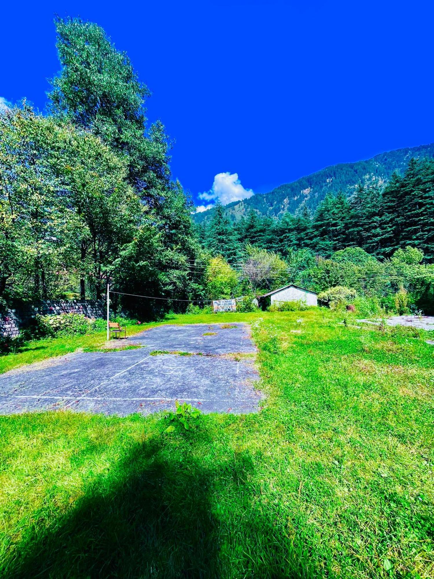 Sagar Resort !! Mountain View ! Luxury Stay ! Family Resort ! Private Parking ! Near Mall Road Маналі Екстер'єр фото