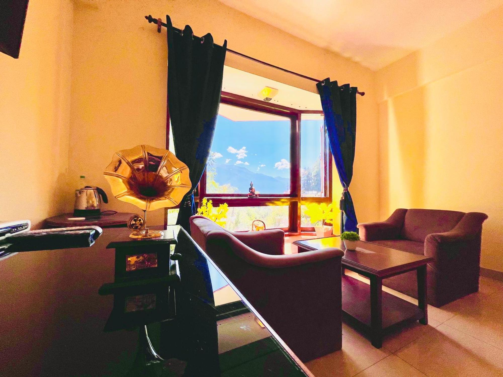 Sagar Resort !! Mountain View ! Luxury Stay ! Family Resort ! Private Parking ! Near Mall Road Маналі Екстер'єр фото