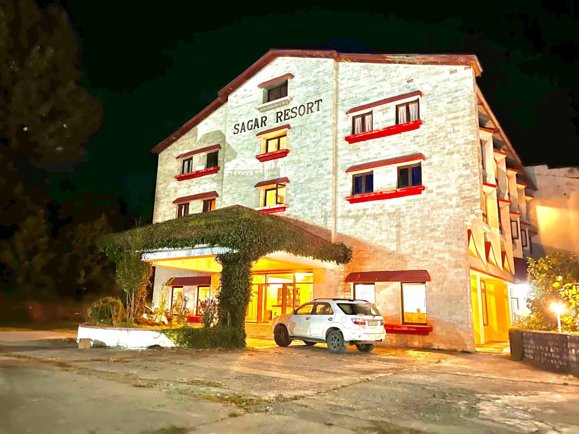 Sagar Resort !! Mountain View ! Luxury Stay ! Family Resort ! Private Parking ! Near Mall Road Маналі Екстер'єр фото